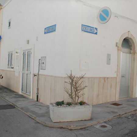 Angolo Vista Mare Savelletri Exterior foto